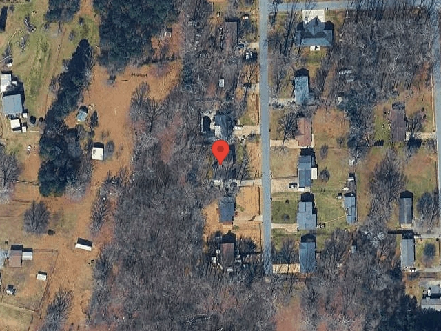 House image located at Hickory, NC 28601