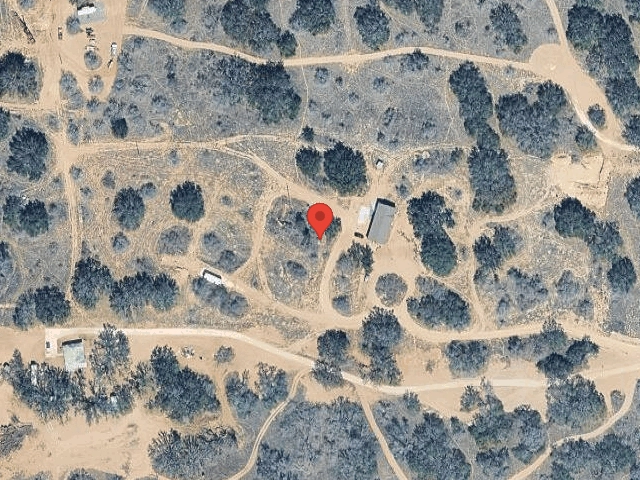 House image located at Devine, TX 78016