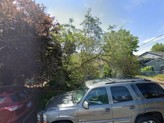 House image located at Portland, OR 97216