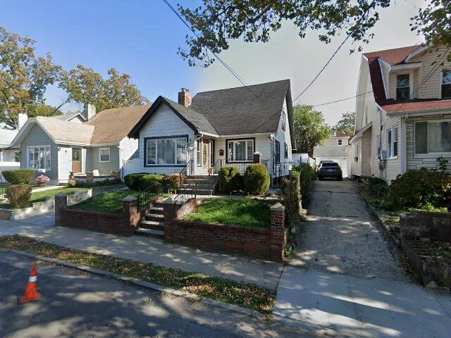 House image located at Saint Albans, NY 11412