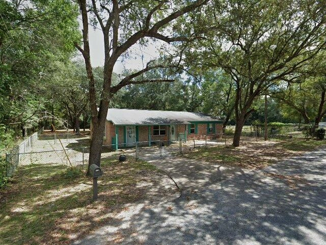 House image located at Milton, FL 32583