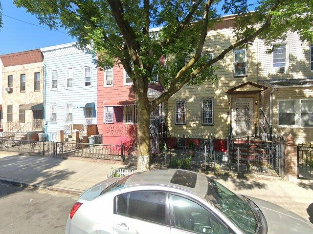 House image located at Bellingham, MA 02019