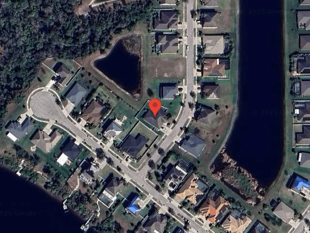 House image located at Ruskin, FL 33570