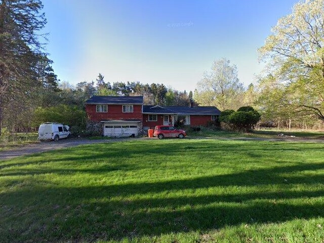 House image located at Fowlerville, MI 48836