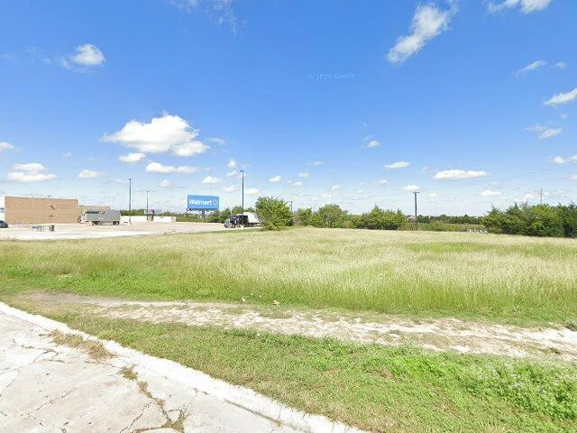 House image located at Dallas, TX 75237