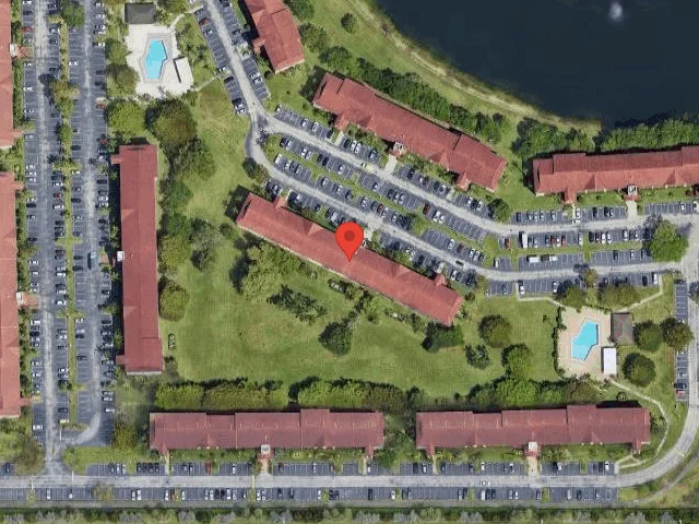 House image located at Hollywood, FL 33027