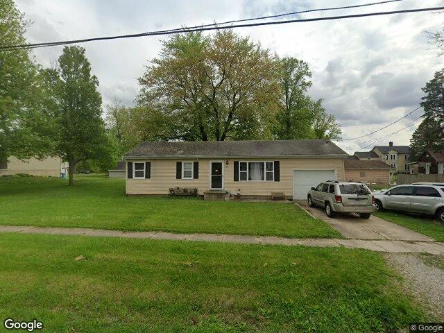 House image located at Delavan, IL 61734