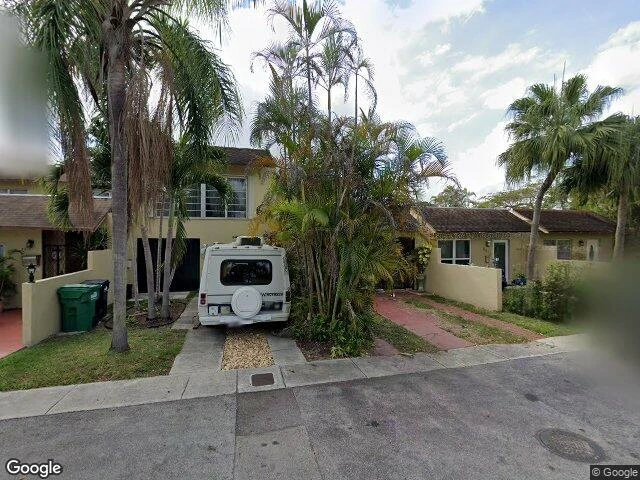 House image located at Miami, FL 33173