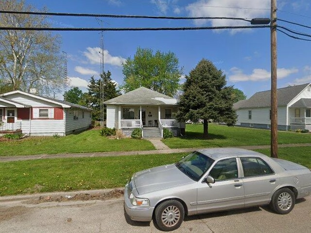 House image located at Lincoln, IL 62656