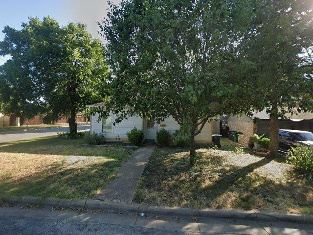 House image located at Fort Worth, TX 76106