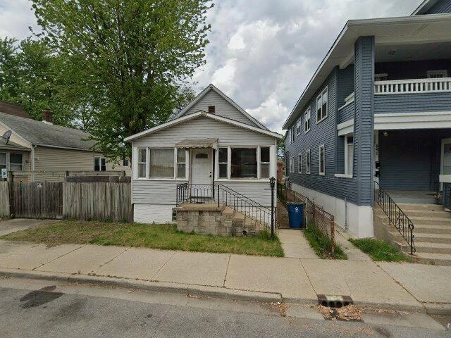 House image located at Hammond, IN 46320