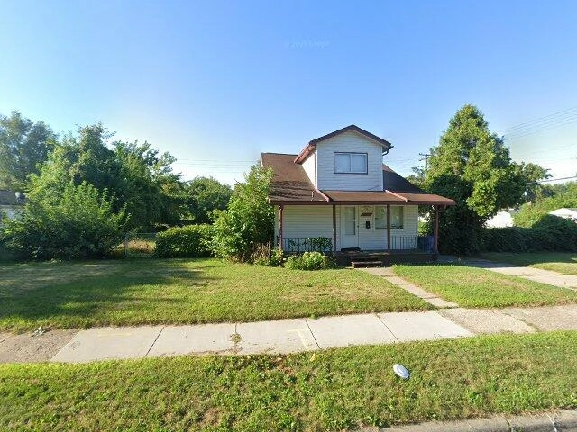 House image located at Warren, MI 48089
