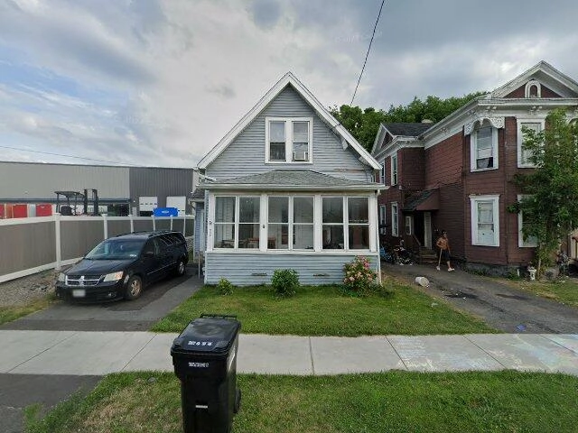 House image located at Syracuse, NY 13204
