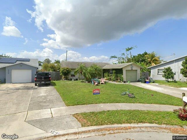 House image located at Lake Worth, FL 33467