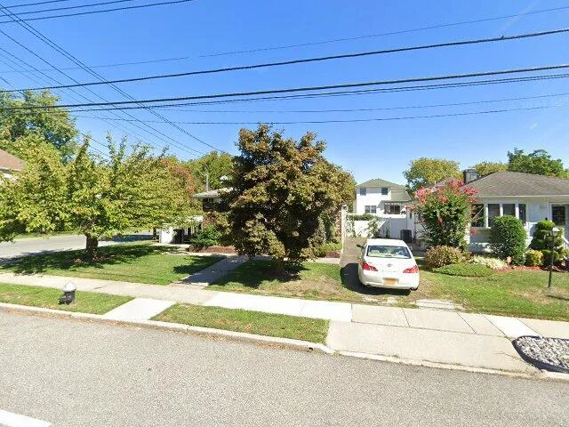 House image located at Staten Island, NY 10306