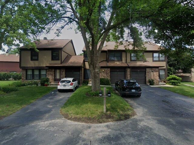 House image located at Wheeling, IL 60090