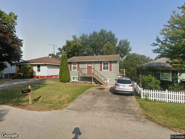 House image located at Round Lake, IL 60073