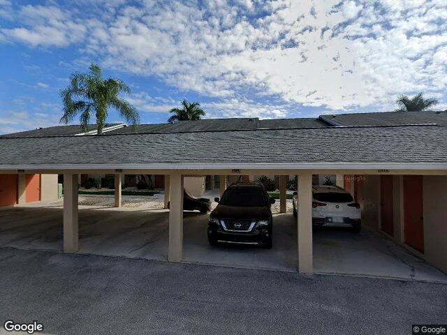 House image located at North Fort Myers, FL 33917