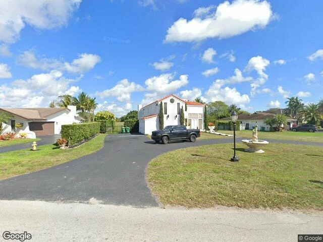 House image located at Miami, FL 33186