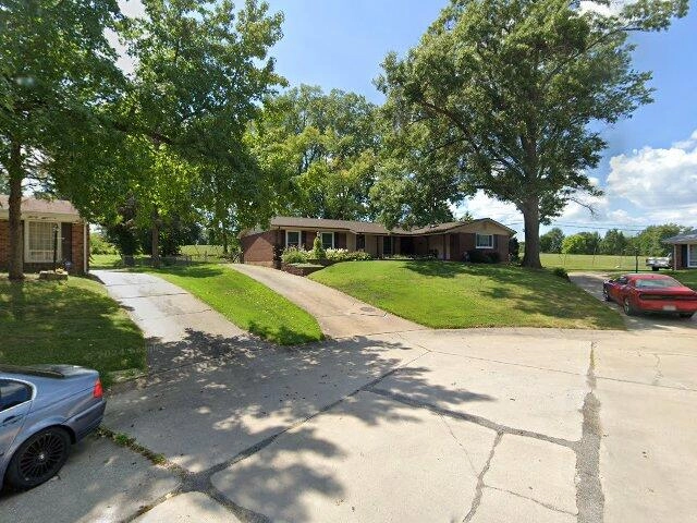 House image located at Florissant, MO 63033