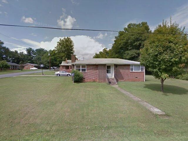 House image located at Hickory, NC 28602