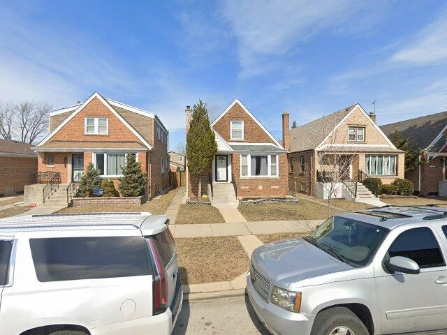 House image located at Chicago, IL 60652