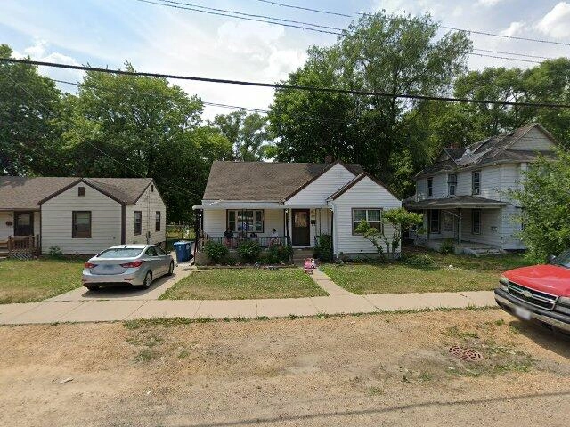 House image located at Dixon, IL 61021