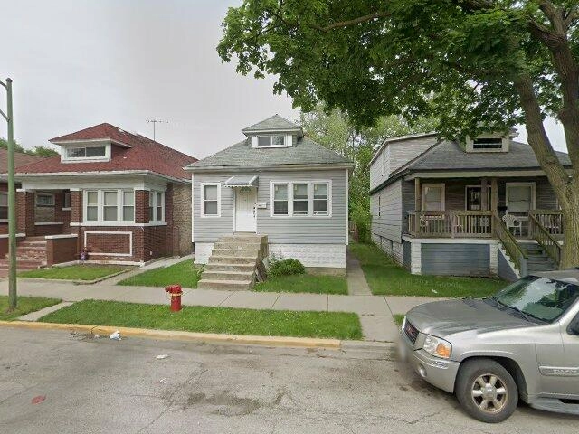 House image located at Chicago, IL 60619