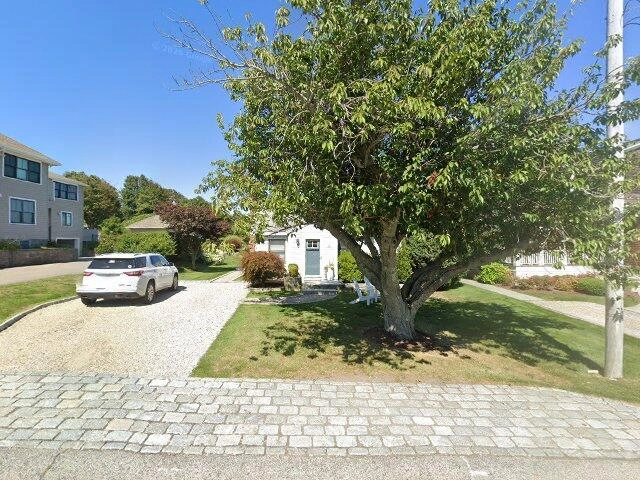 House image located at Elmwood Park, NJ 07407