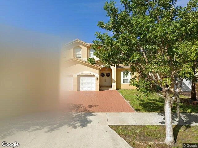 House image located at Miami, FL 33178