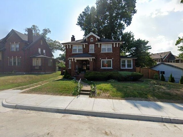 House image located at Saint Louis, MO 63121