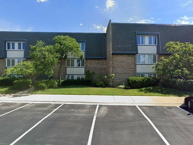 House image located at Glenview, IL 60025