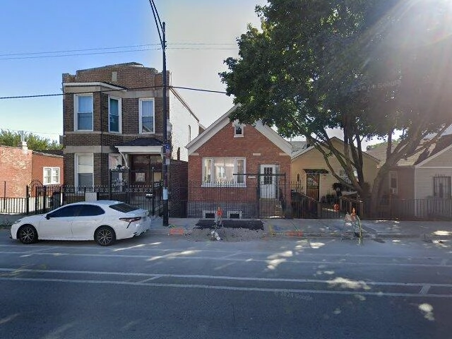 House image located at Chicago, IL 60608