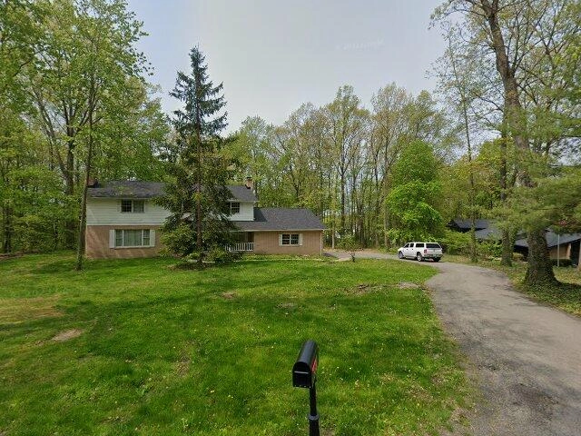 House image located at Warren, OH 44484