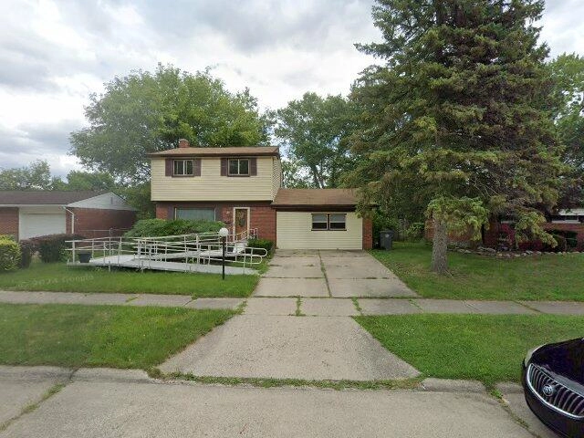 House image located at Inkster, MI 48141