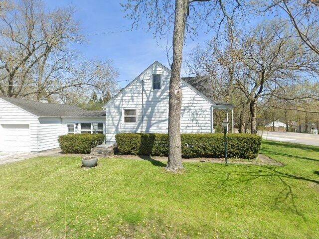 House image located at Lake Bluff, IL 60044