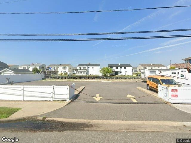 House image located at Freeport, NY 11520