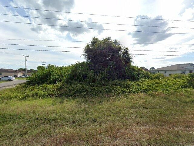 House image located at Lehigh Acres, FL 33973