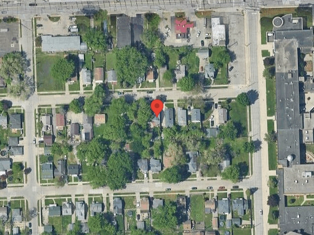 House image located at Warren, MI 48089