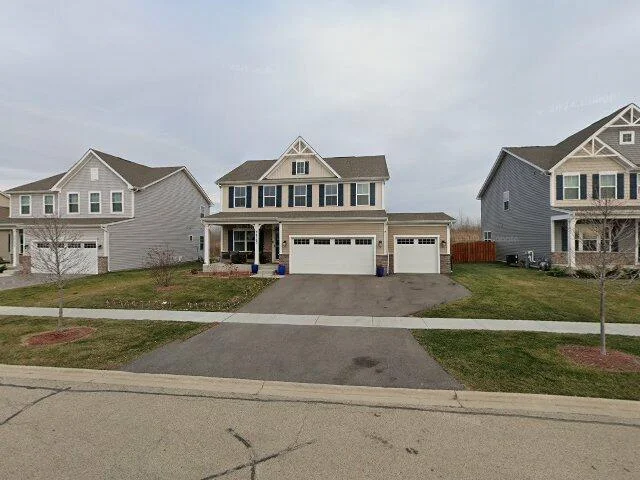 House image located at Mchenry, IL 60051