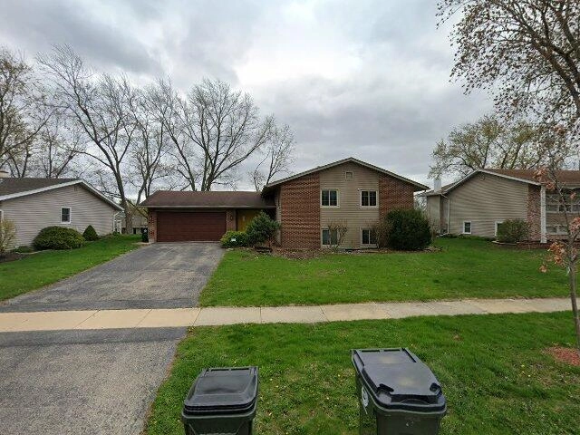 House image located at Woodridge, IL 60517