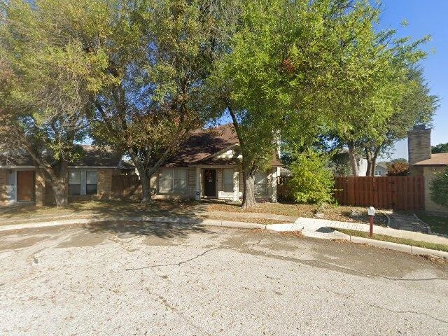 House image located at Universal City, TX 78148