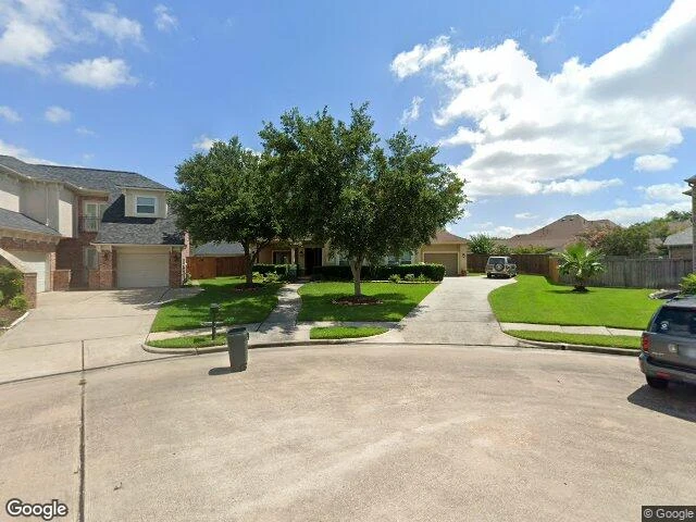 House image located at League City, TX 77573