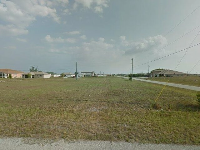 House image located at Cape Coral, FL 33909
