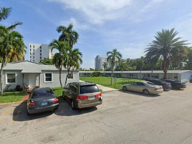 House image located at Hollywood, FL 33024