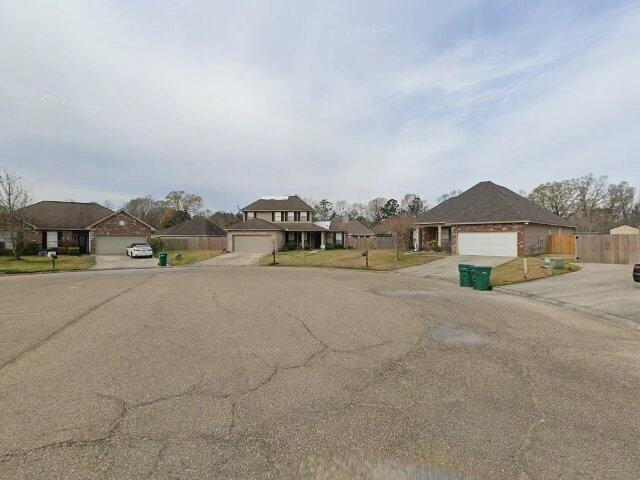 House image located at Denham Springs, LA 70726