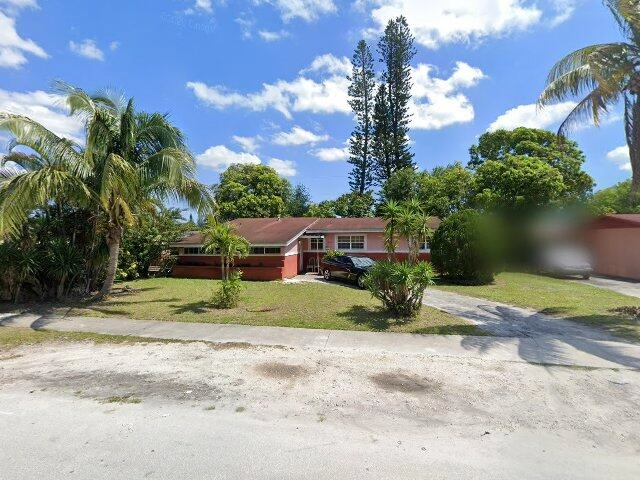 House image located at Miami, FL 33169