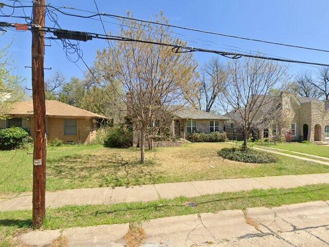 House image located at Dallas, TX 75235