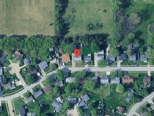 House image located at Indianapolis, IN 46221