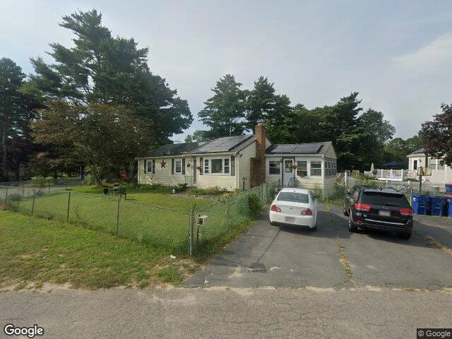 House image located at Wareham, MA 02571